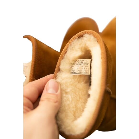 Koolaburra by UGG Classic Short Chestnut Suede Shearling Boots Women’s Size 5 - Picture 2 of 7